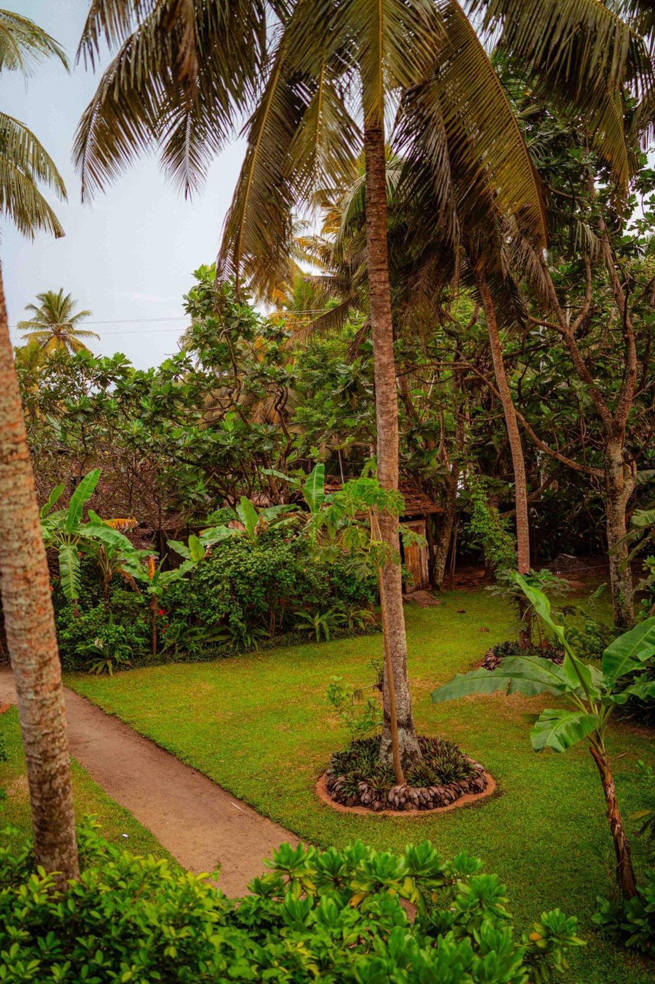 Amuura Beach Villa Beruwala Eksteriør billede